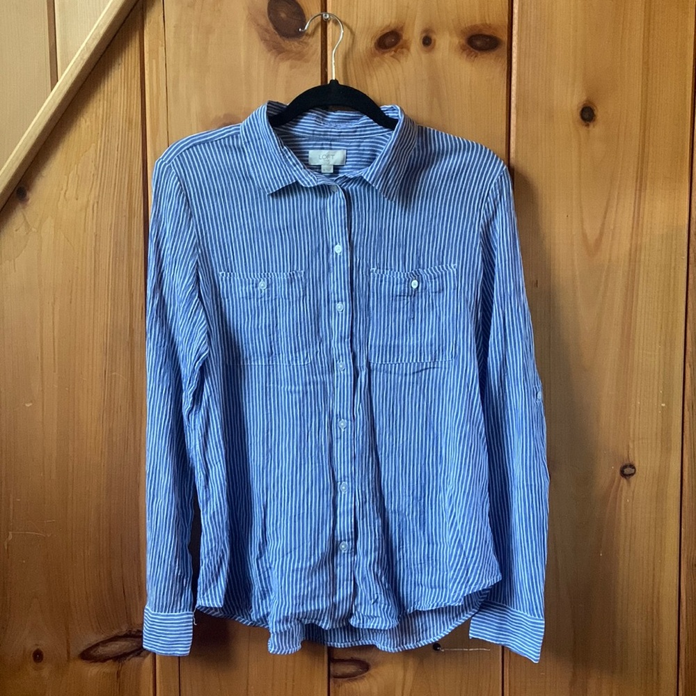 LOFT Outlet Blue and white button-up shirt. Size Medium. 49% Cotton